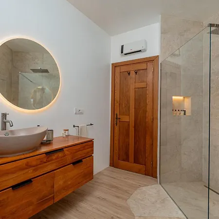 Luxury Con Piscina Privata E Retreat Yoga Villa *