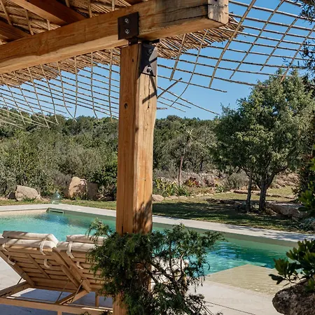 Luxury Con Piscina Privata E Retreat Yoga Cala Bitta