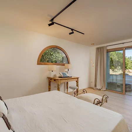 Luxury Con Piscina Privata E Retreat Yoga Villa Cala Bitta